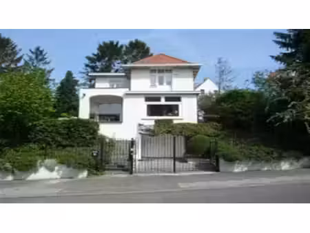 villa à proximité du lycée français et ecole européenne