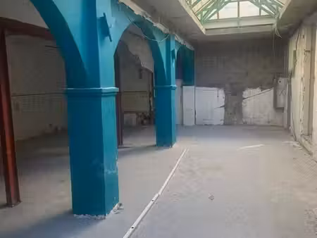 local commercial 257 m²