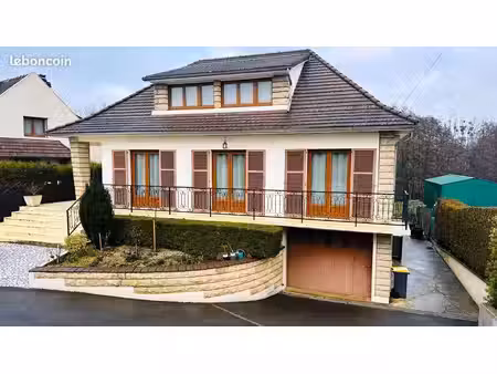 pavillon 8 pièces 140 m²