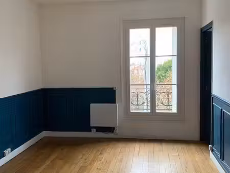 proche du marché d’enghien