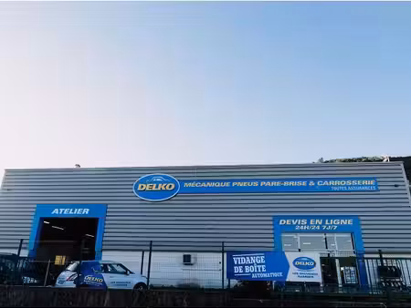 garage automobile  garage 360 m² marsac sur l'isle