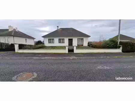 maison dans quartier paisible