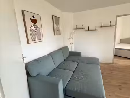 loue f2 meublé lumineux de 42 2m² – lieusaint (77)