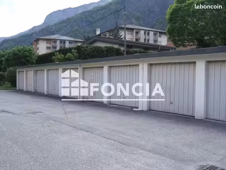 stationnement 10m² à louer 85 - saint jean de maurienne 73300