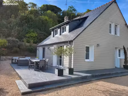 plérin – maison rénovée – 52 m² de pièce de vie – 4 chambres – gr34 à pied