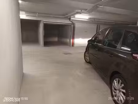 location de garage aix les bains