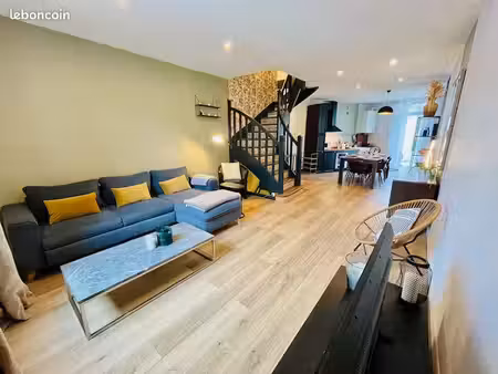 maison de ville avec garage et terrasse