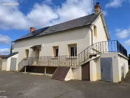 location maison pezé le robert