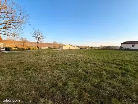 terrain 1 650 m² saint nexans