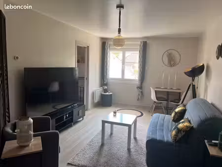 a louer studio meublé 35m2 rioz