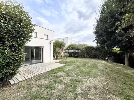 maison 5 pièces 106 m²