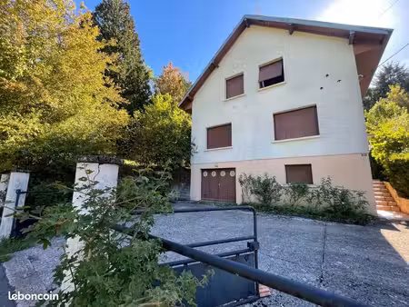 maison 6 pièces 109 m²