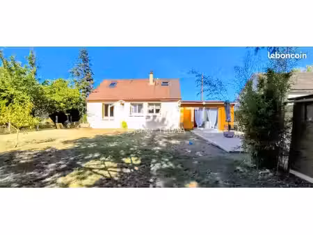 chalet 5 pièces 93 m²