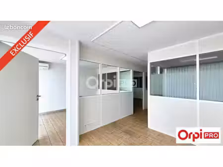 local commercial 105 m²