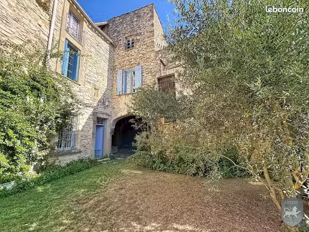 maison 5 pièces 140 m²