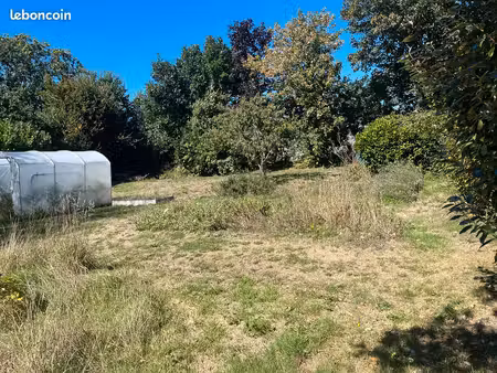 terrain constructible 800 m2