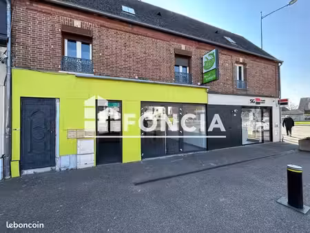 local commercial 3 pièces à louer 1750 - gravigny 27930