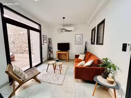 maison rénovée 76 m²  cour  garage 30 m²  dpe b