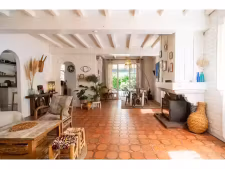 maison de ville à vendre dans le quartier bouhebe