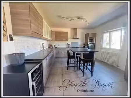 vente maison 6 pièces 121 m² à sizun (29450)  182 000 €