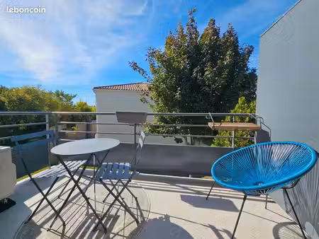 bègles : appartement t3 avec balcon et parking