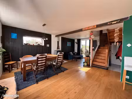 maison 6 pièces 101 m²