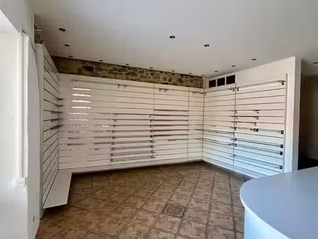 bail commercial