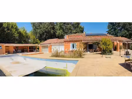 villa de luxe à vendre à peynier