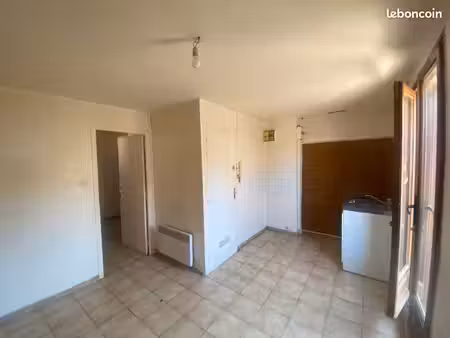 lot de 2 immeubles de rapport - 5 appartements -