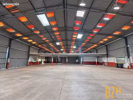 local 1500 m² quimperle
