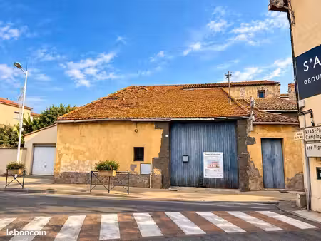vias – 195 m² – appartements / remise / loft / garage – fort potentiel