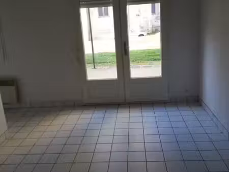 studio 1 pièce 38 m²