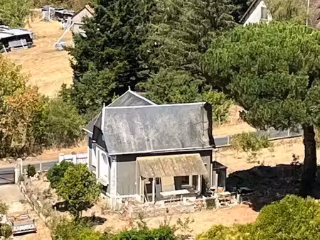 maison climatisée avec jardin