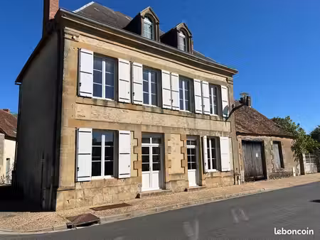 maison 5 pièces 160 m²