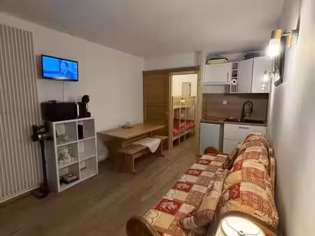 studio rénové au pied des pistes