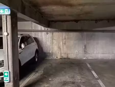 idéal investissement place de parking sécurisée en sous-sol à grenoble