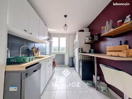 appartement 3 pièces 63 m²