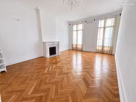 appartement 4 pièces 110 m²
