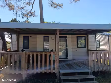 mobil home au bord de l'océan