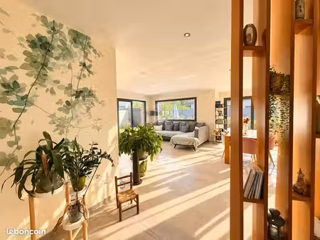 maison 5 pièces 148 m²