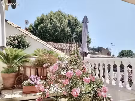 maison 11 pièces 360 m²