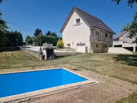 vente maison 7 pièces 142 m² à l'abergement-sainte-colombe (71370)  210 000 €
