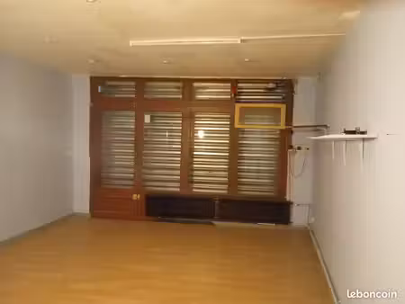 local commercial a transformer en logement