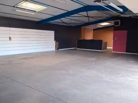 local d'activité 250m2 yssingeaux
