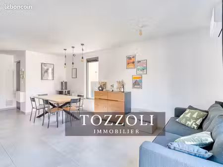 duplex 4 pièces 74 m²
