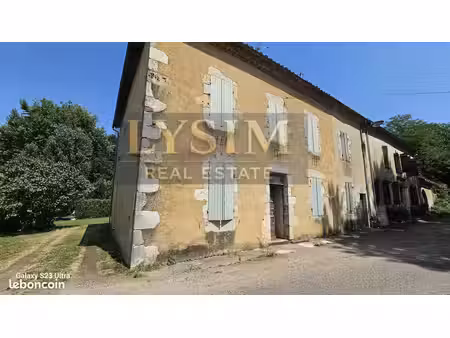 maison 7 pièces 145 m²