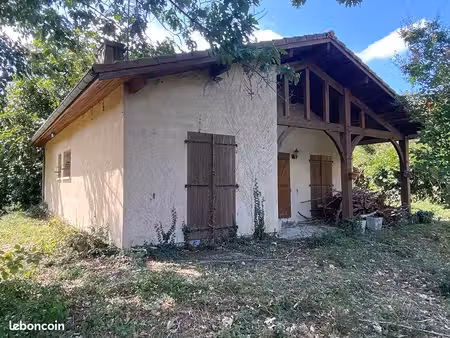 villa 4 pièces 77 m²