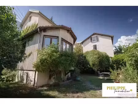maison 5 pièces 93 m²