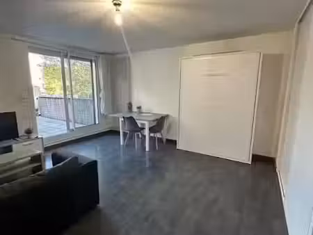 location appartement 1 pièce 31 m² à courcouronnes (91080)  750 €