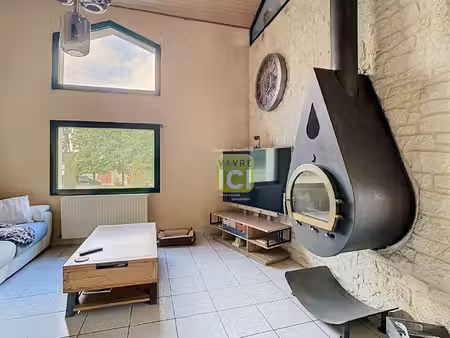 belle maison de campagne avec plus de 4 000 m² de terrain clos  à 15 min de cholet